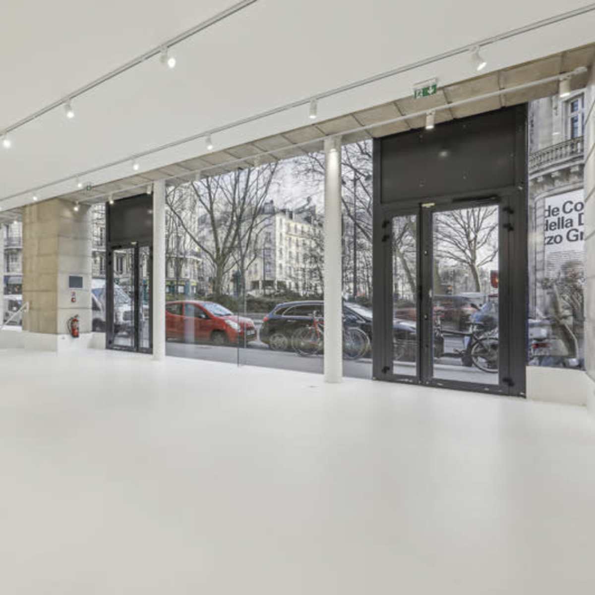 Galerie - Showroom Louvre au coeur de Paris in Paris Image in Palais-Royal, Paris, 