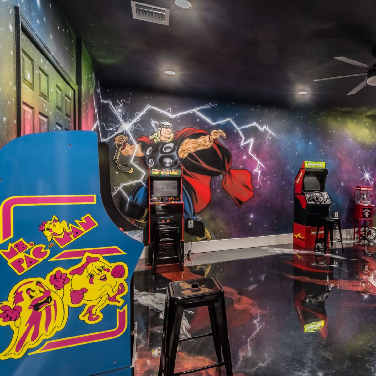 Themed House with Arcade, Private Pool and Projector, Davenport, FL ...