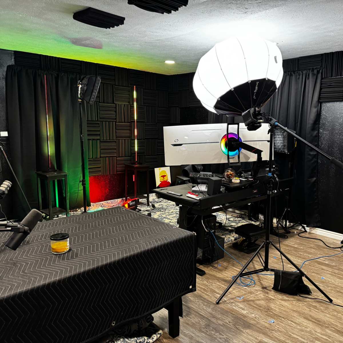Donut Shop Recording Studio in Arlington Image in West Arlington, Arlington, TX