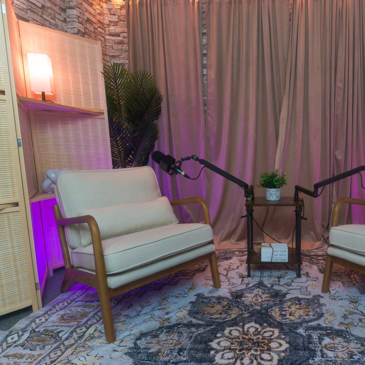 Modern Video Podcast Studio || Engineer Included in Fremont Image in Irvington, Fremont, CA