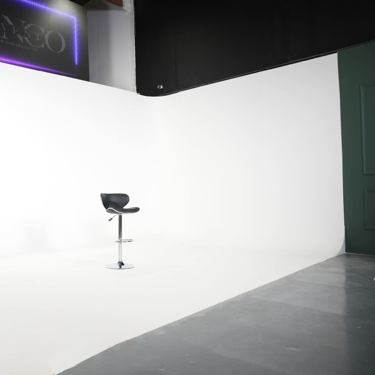 Vanco Event  "You can use the studio for an additional 30 minutes for free, as we understand that you need time to familiarize yourself with the space and set up your equipment." in North Vancouver Image in North Vancouver, North Vancouver, BC