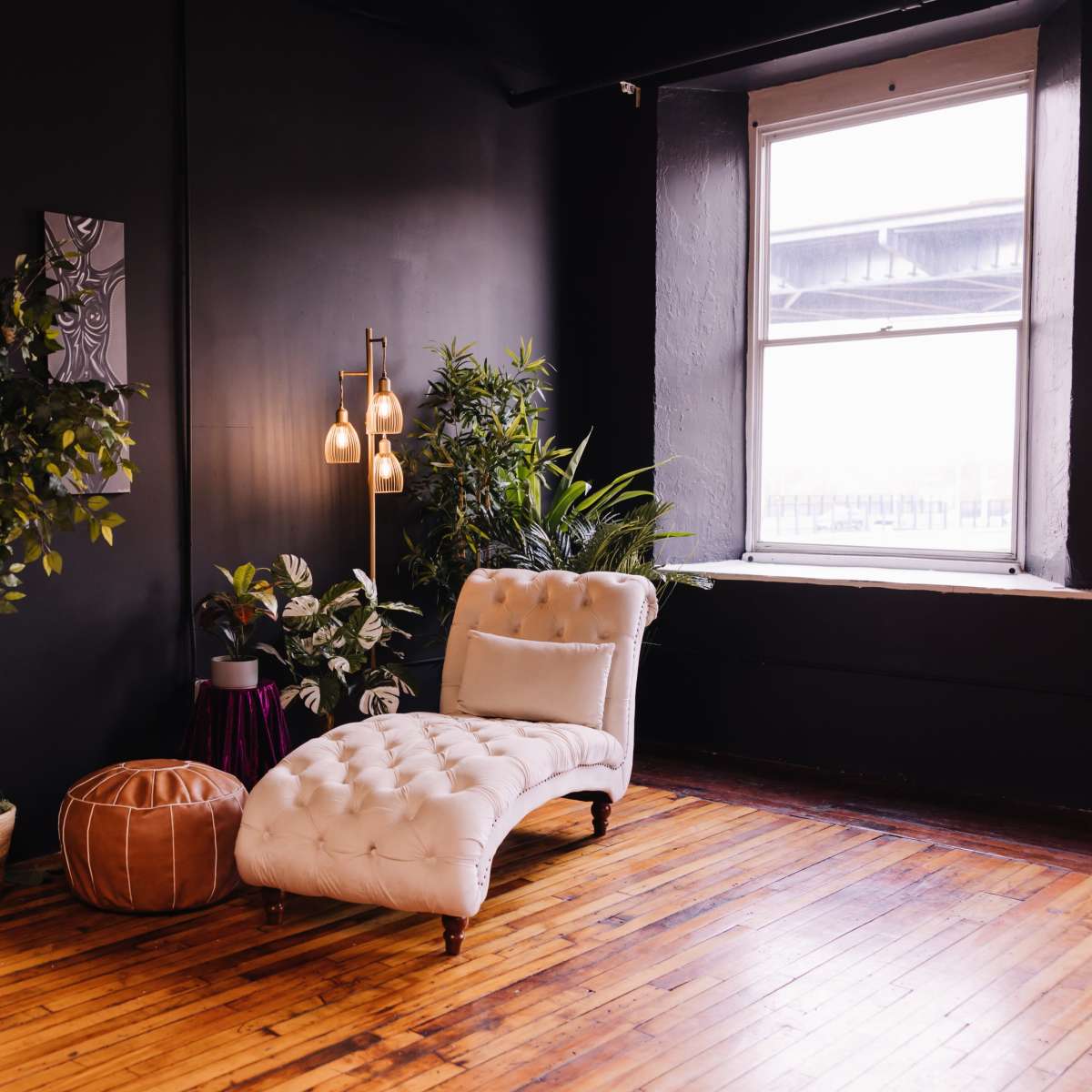 Urban and Roomy Photo Studio with Large Bay Windows in Fall River Image in Fall River, Fall River, MA