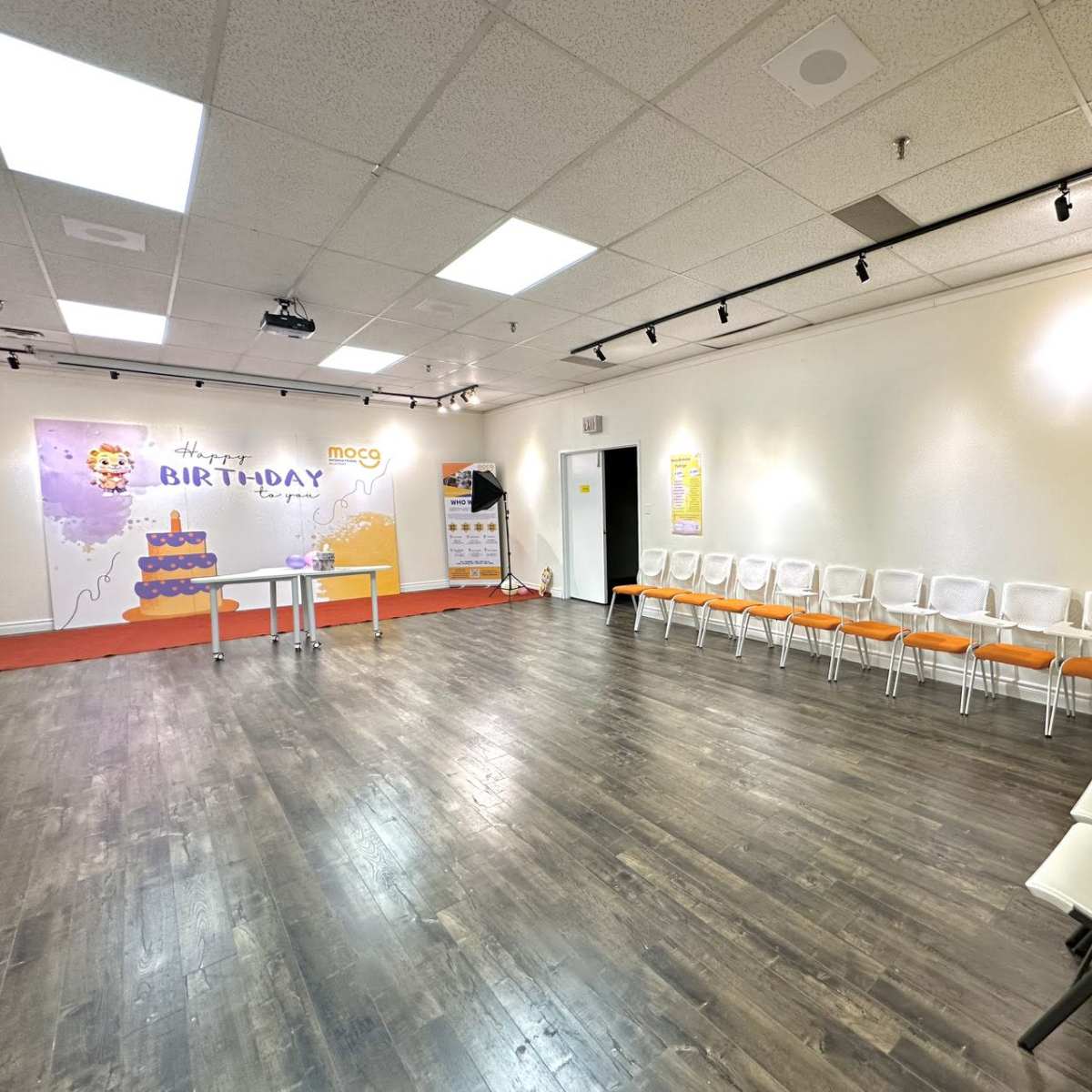 Modern Event Space in the Heart of Markham with High Ceilings and Versatile Layout in Markham Image in Markham, Markham, ON