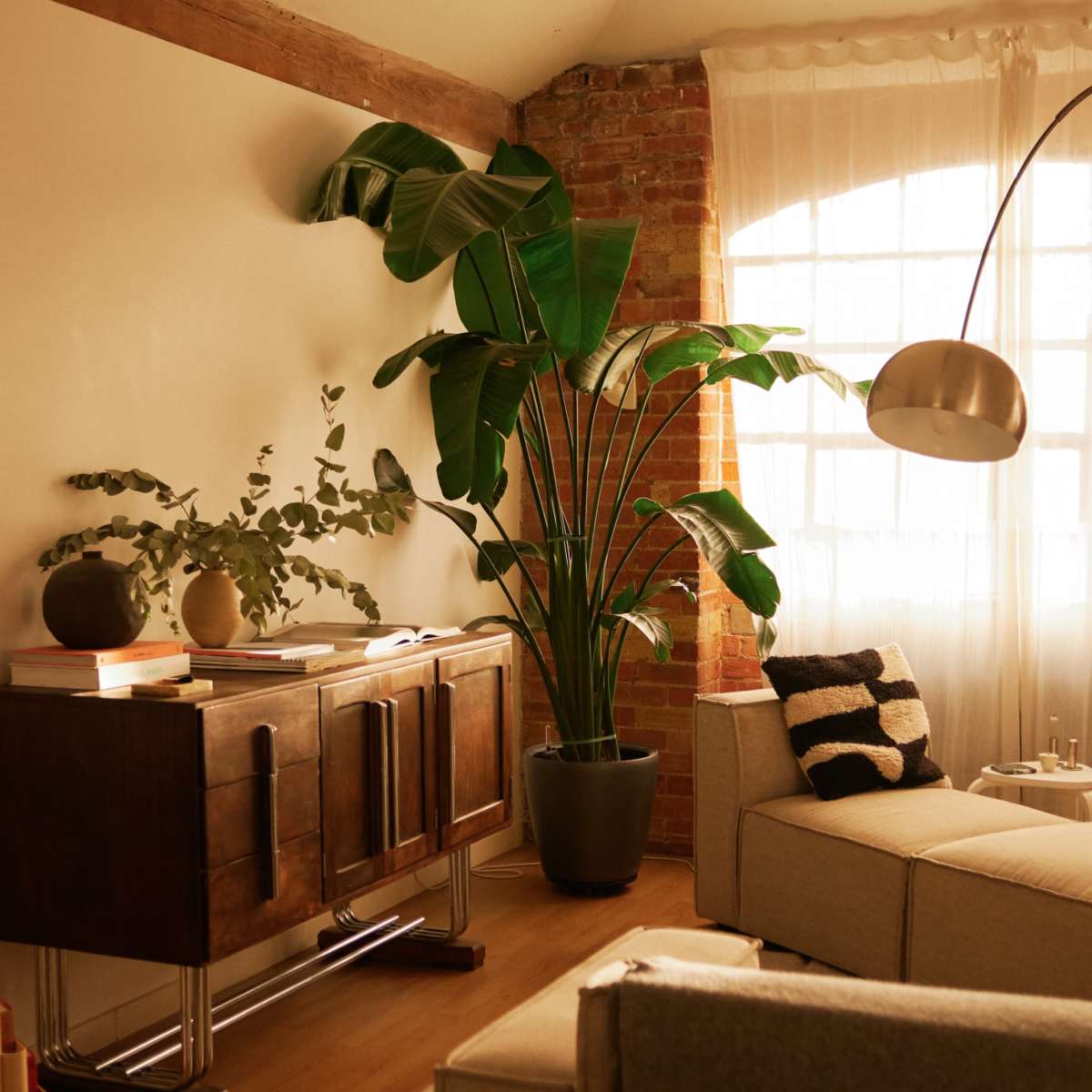 Airy Warehouse Conversion with Rooftop in London Image in Bermondsey, London, ENG