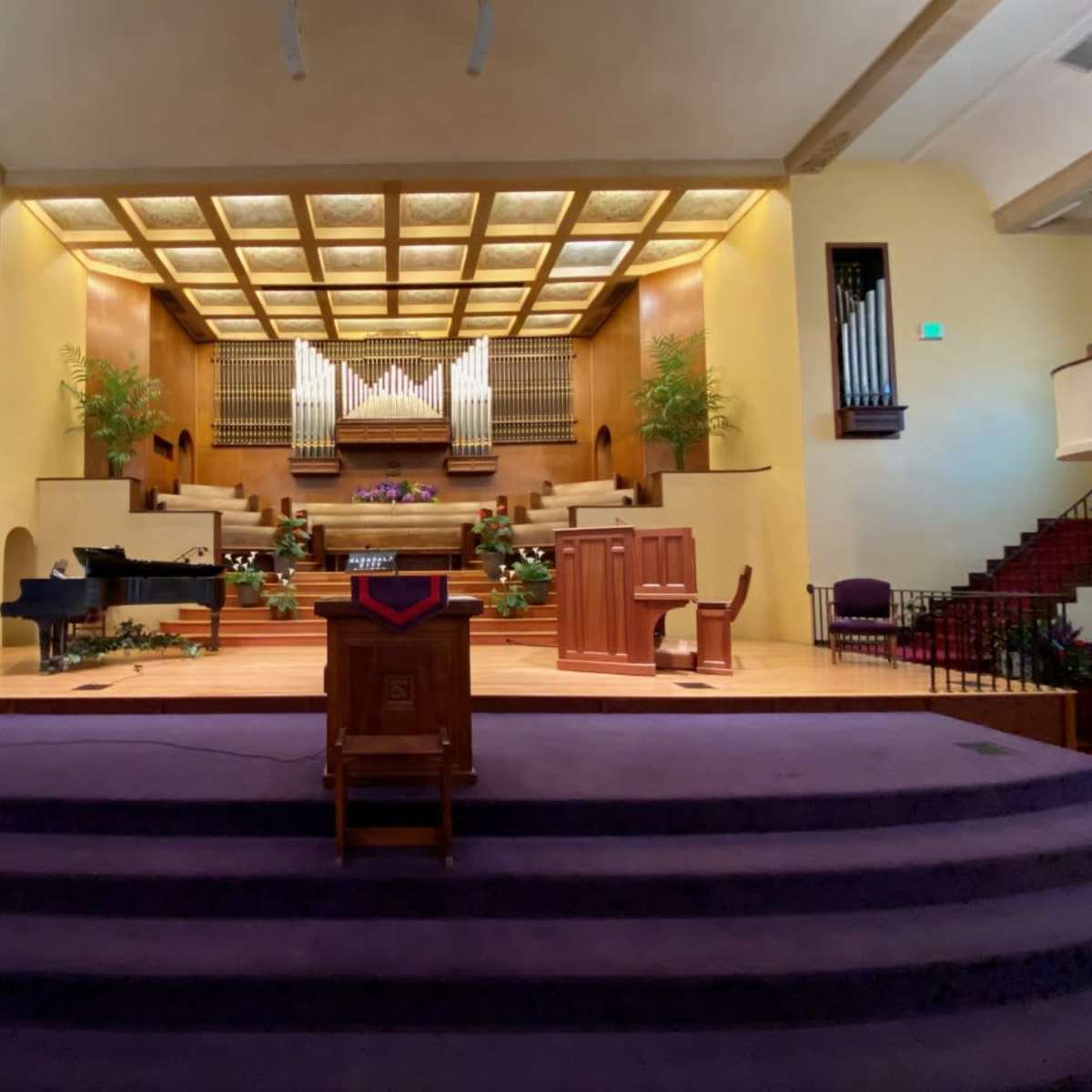 Authentic Spanish Style 1932 Vintage Church, Glendale, CA | Production ...