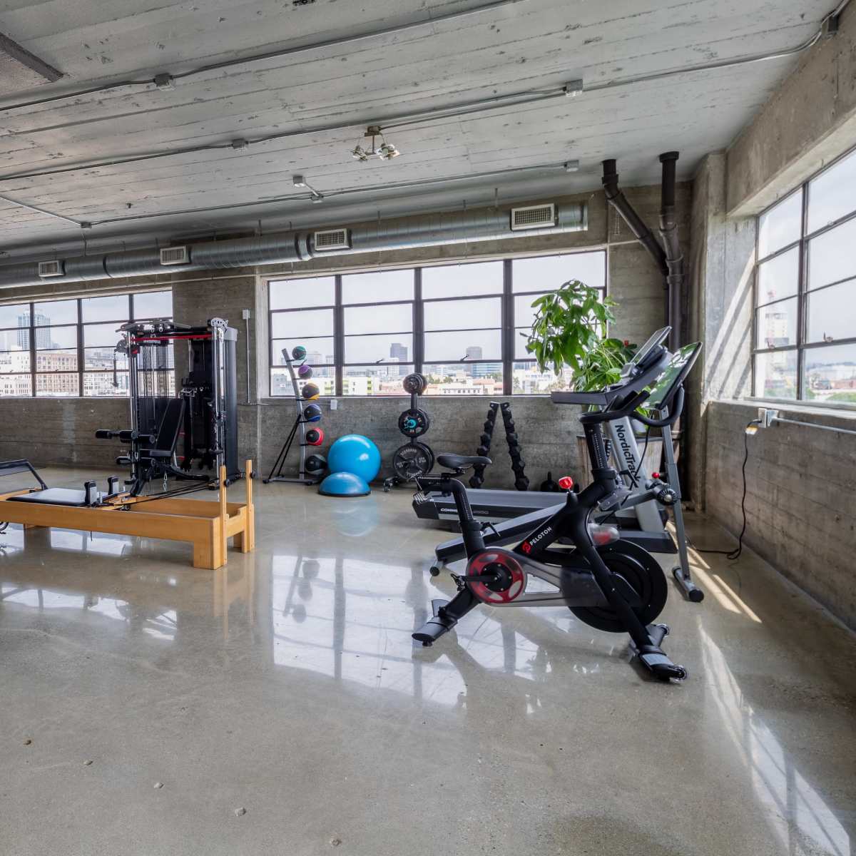 Treadmill liegenlasse rental edmonton