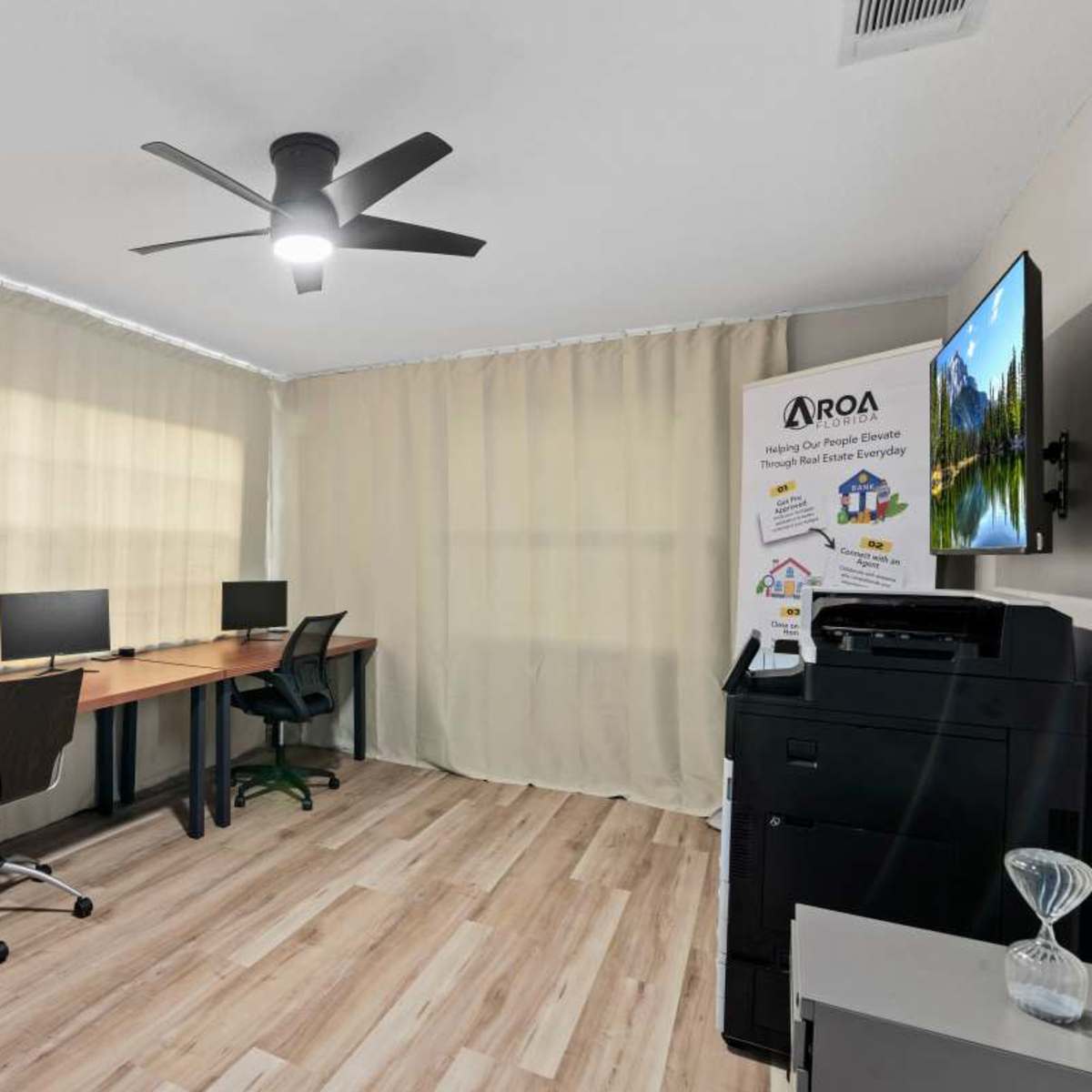 Downtown St Cloud Co-Work Production Space + FREE Wifi + Coffee + Printer + More in Saint Cloud Image in St. Cloud, Saint Cloud, FL
