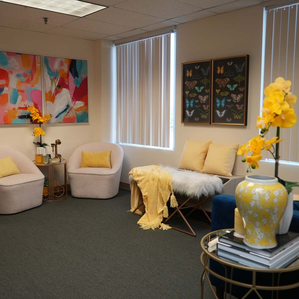 Modern warm comfy studio with natural light, Waldorf, MD | Event ...