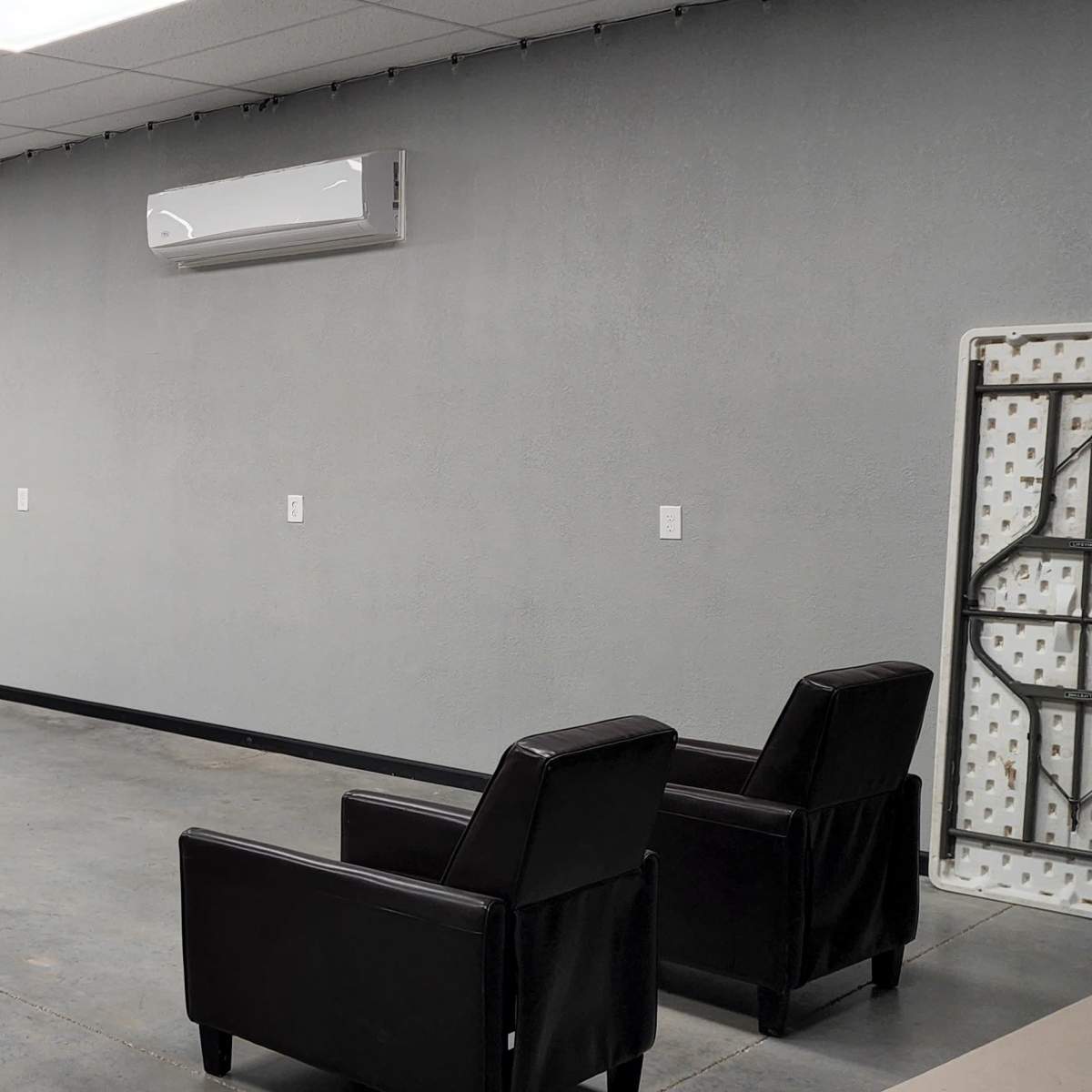 Meeting Room/Hosting Area, Hobbs, NM OffSite Peerspace