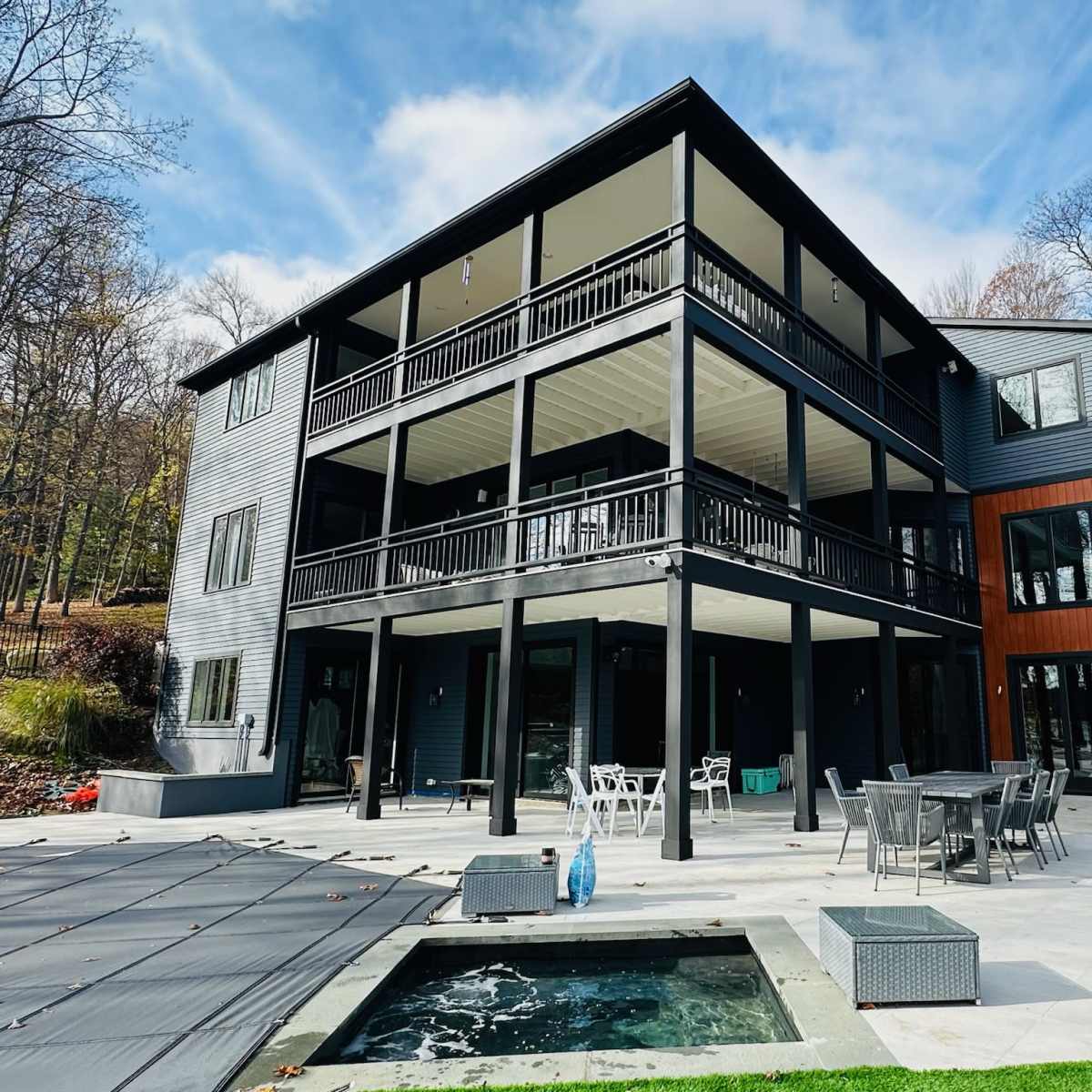 Modem Lake house with brigh, spacious kitchen and dining area with amazing views in Sherman Image in Sherman, Sherman, CT