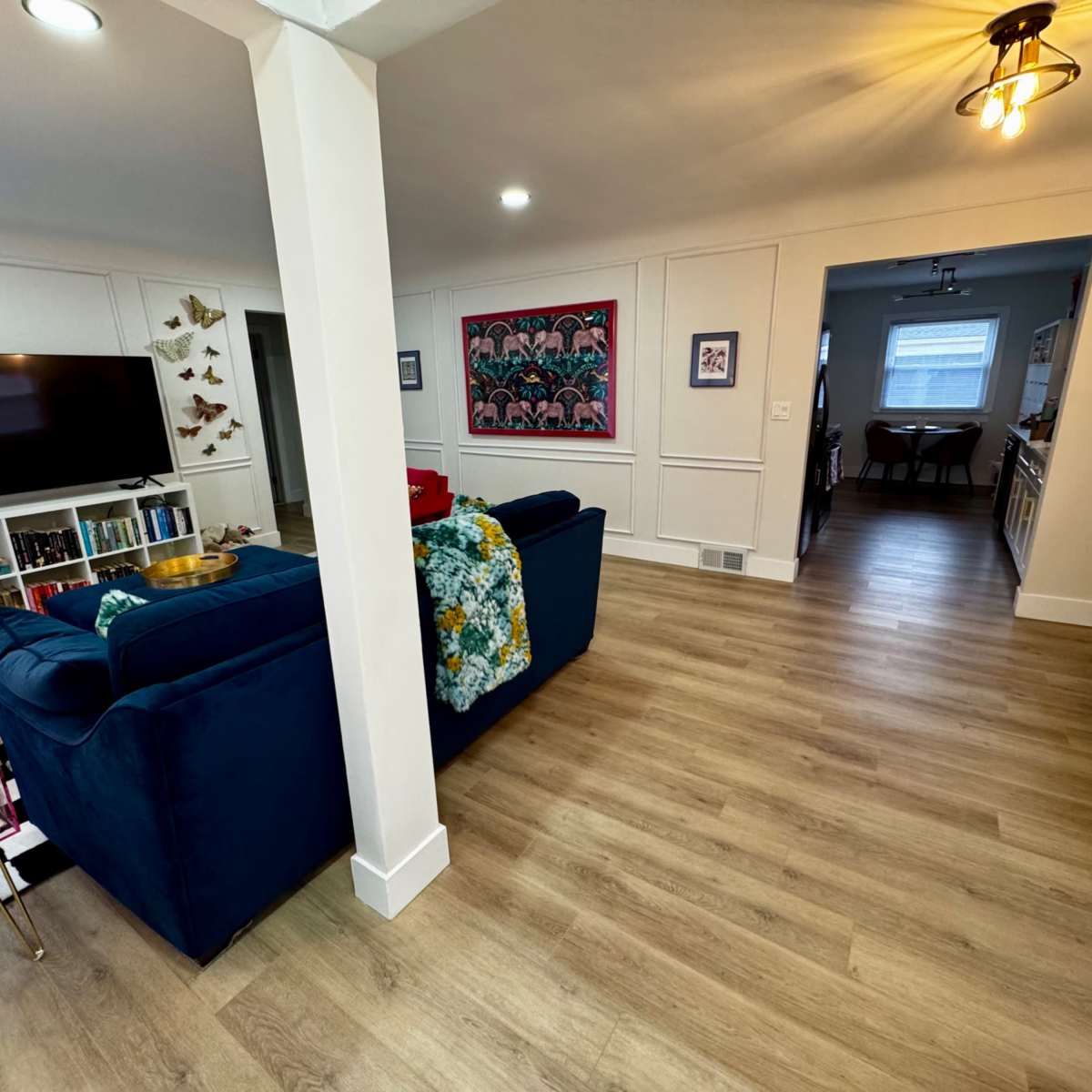 ✨Stylish, Open Home | Great Lighting | Large Open Basement in Birmingham Image in Birmingham, Birmingham, MI