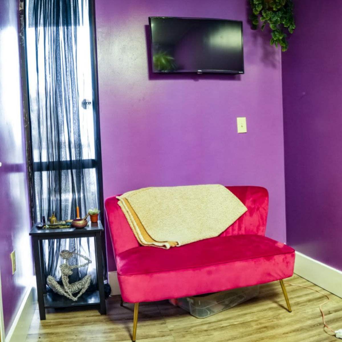 Creative and Vibrant Workspace Near Atlanta Airport in east point Image in East Point, east point, GA