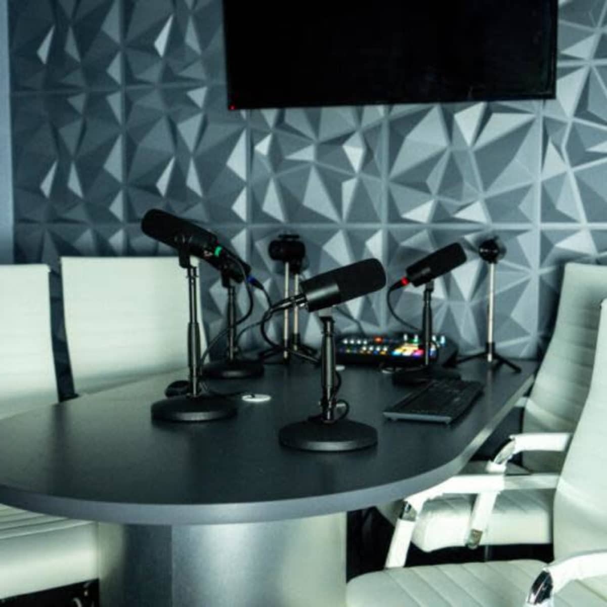 Downtown Tampa Studio - Top Floor Podcasting Room in Tampa Image in Downtown, Tampa, FL