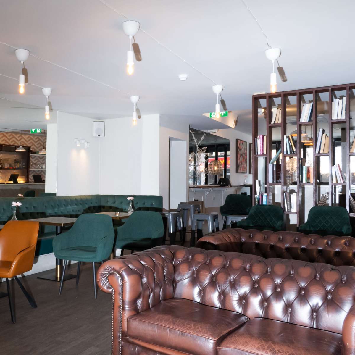 The Lounge in Earlsfield Image in Earlsfield, Earlsfield, ENG