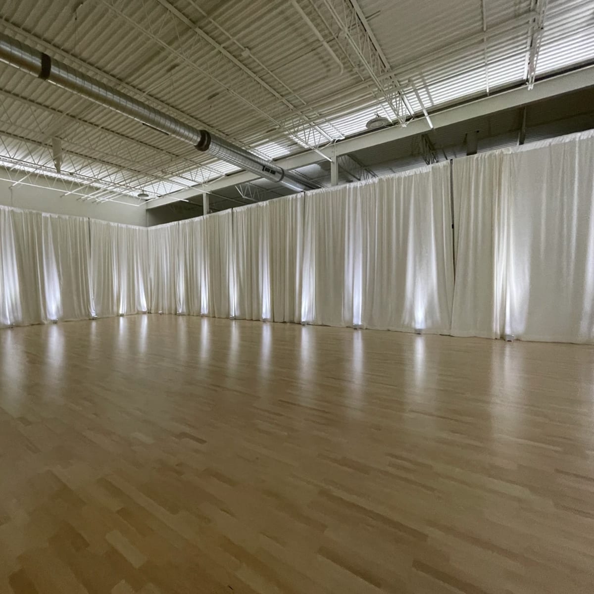 Modern Clean Event Studio Space, Troy, MI | Event | Peerspace