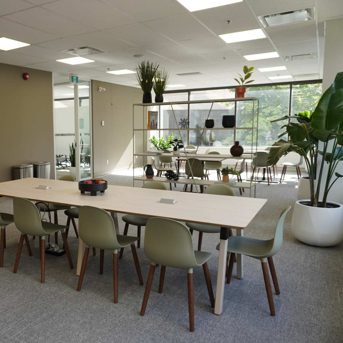 Versatile 24-Person Meeting Space in North York Toronto Image in Henry Farm, North York Toronto, ON