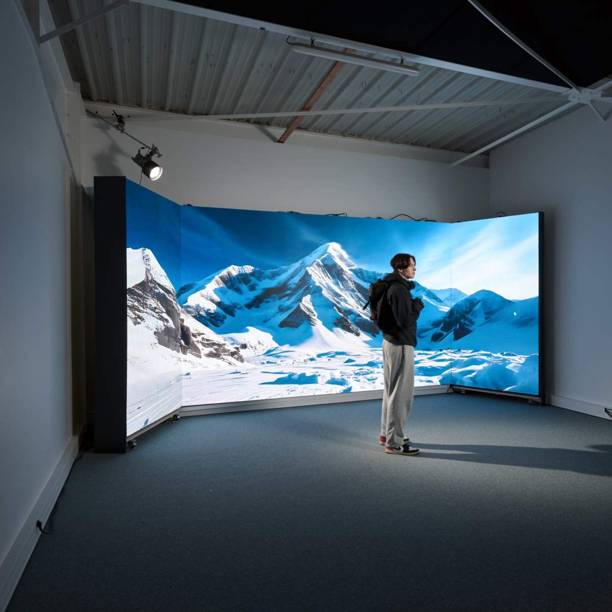 Studio 100m2 avec écran LED - Shooting photo et Tournage vidéo in Ivry sur Seine Image in , Ivry sur Seine, 