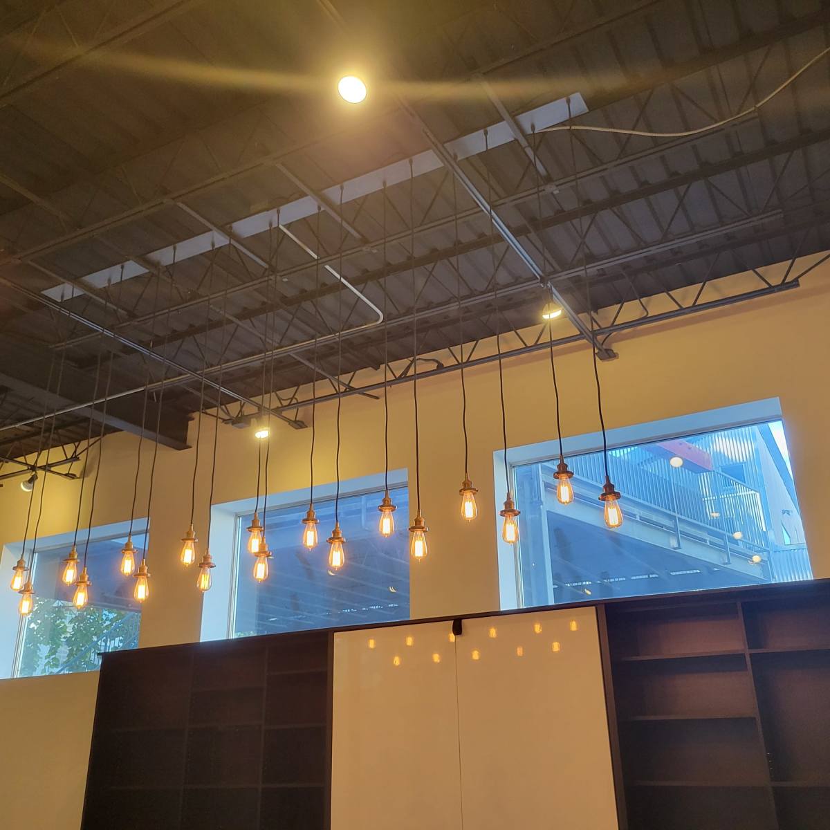 Trendy Clean and Modern First Level Event Space To Host Professional ...