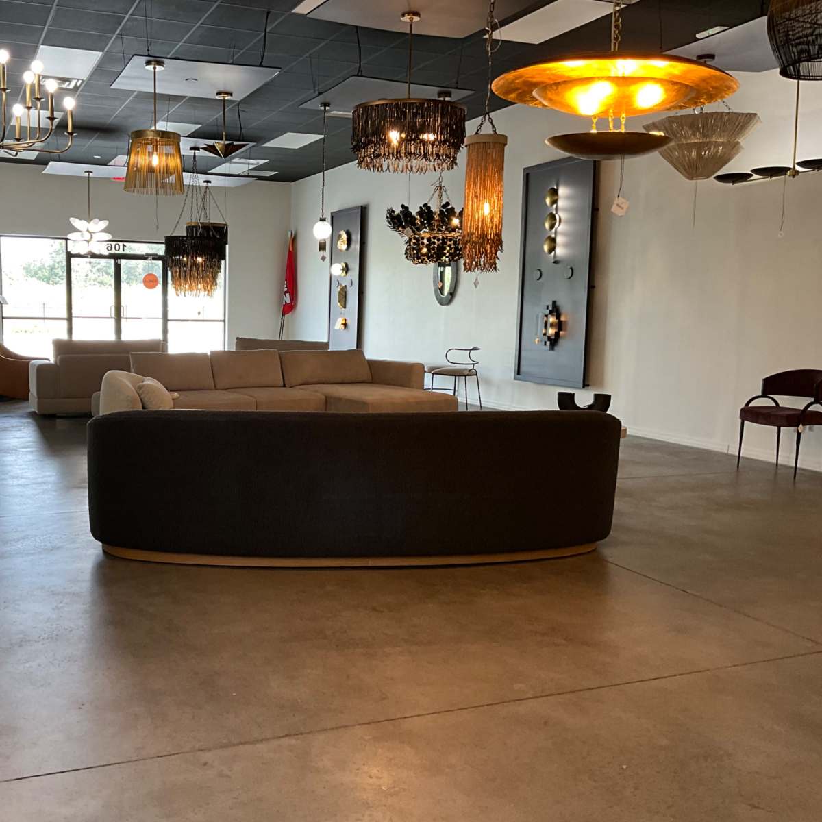 Showroom Ideal Setting for Hosting an Event or Party in st. Cloud Image in St. Cloud, st. Cloud, FL