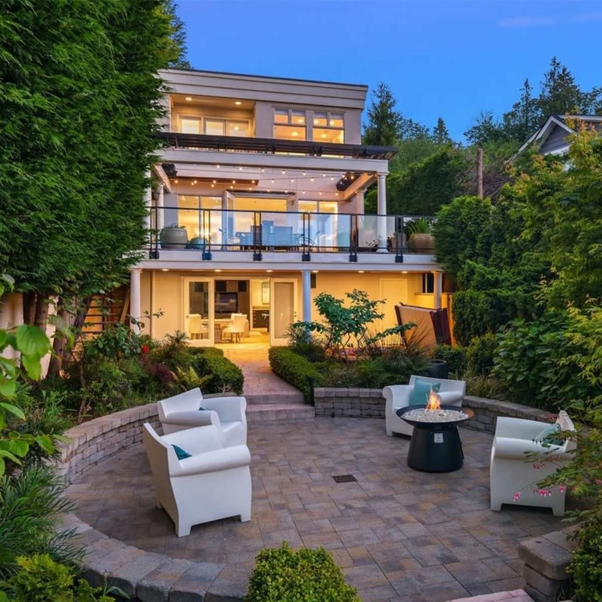 Modern Bayfront Home with Multi-Tier Outdoor Entertaining, Seattle, WA ...
