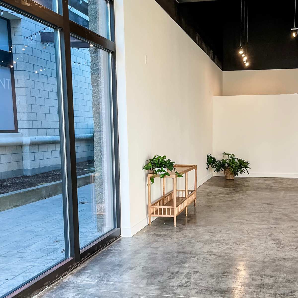 Light-filled Open Boutique Event Venue in Gig Harbor Image in Gig Harbor, Gig Harbor, WA
