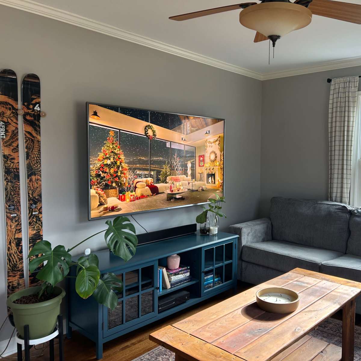 Charming 1.5 Story Home with Custom Dry Bar and Natural Light in Richfield Image in Richfield, Richfield, MN