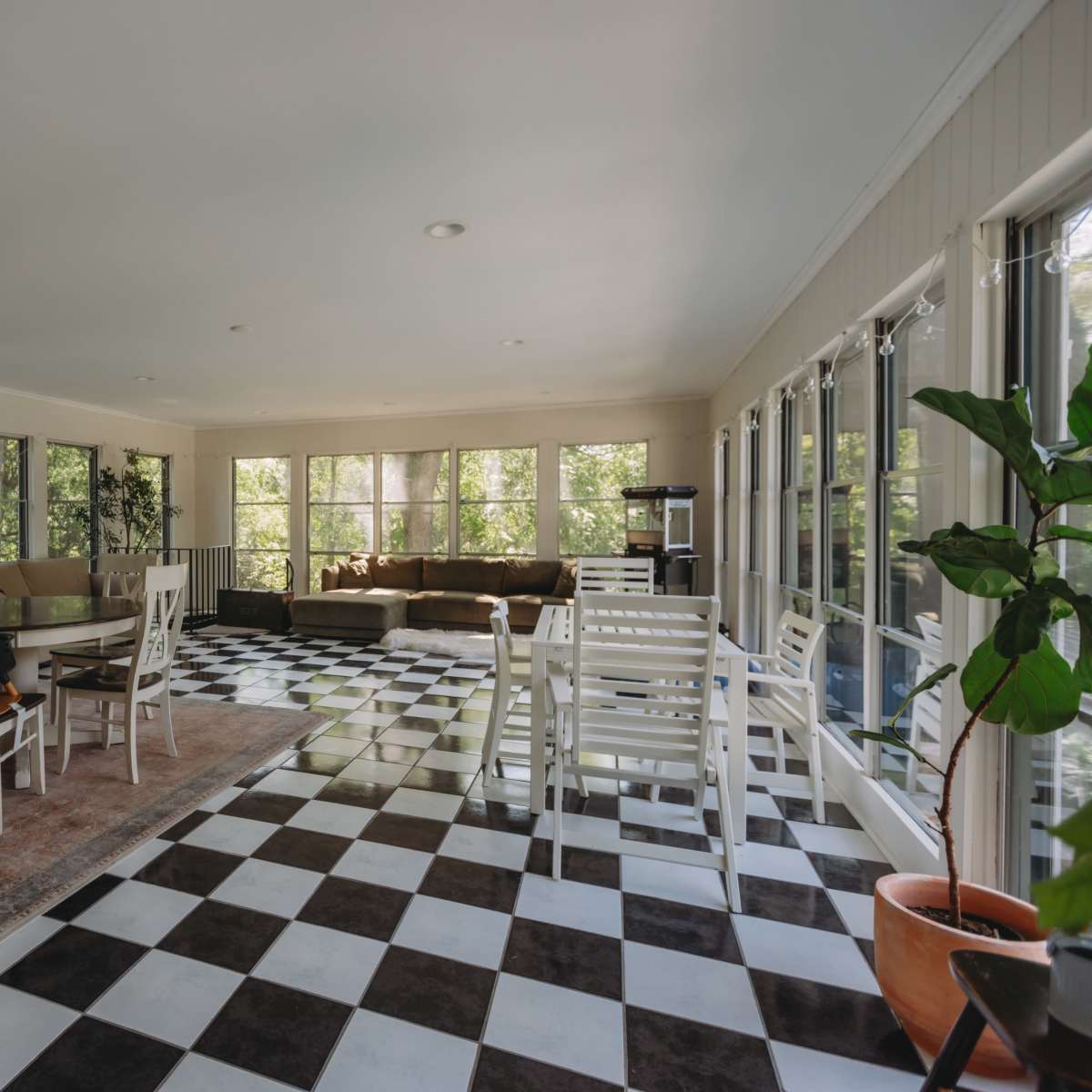 Charming Farmhouse in the Forest in Excelsior Image in Chanhassen, Excelsior, MN