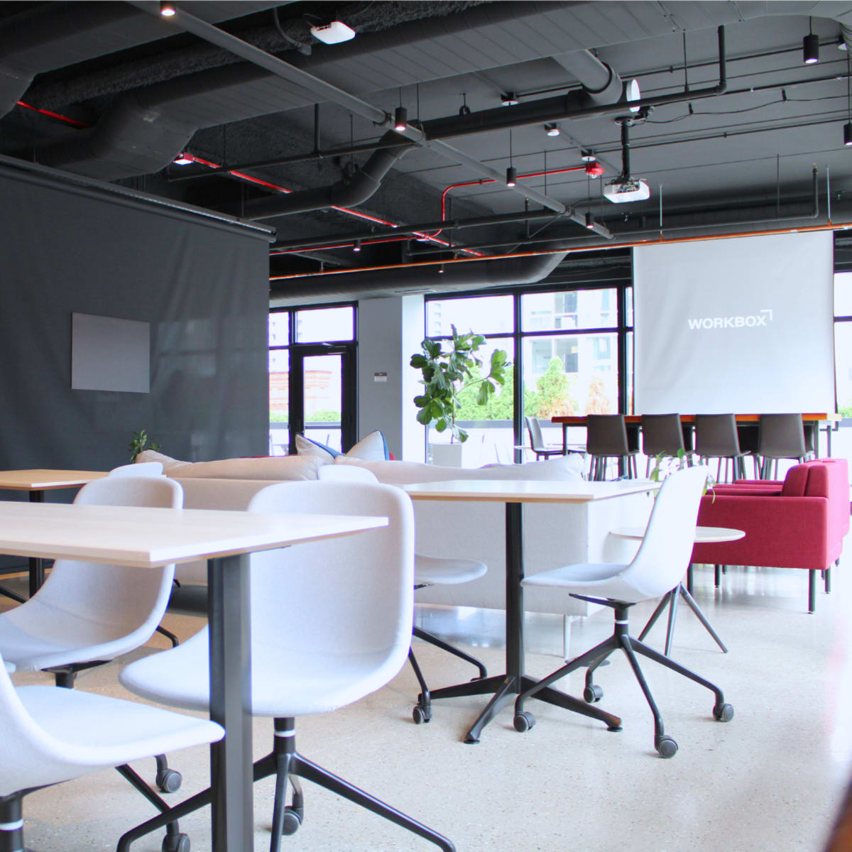 City Views, Elevated: Our Stunning Lounge in River North in Chicago Image in Near North Side, Chicago, IL