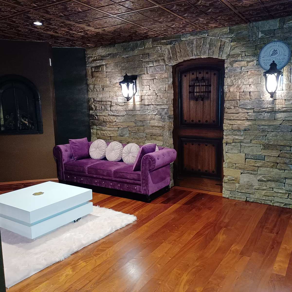 Massive Modern Production Mansion w/ Halfmoon Bar, Wine cellar, and More! in Spencer Image in , Spencer, MA