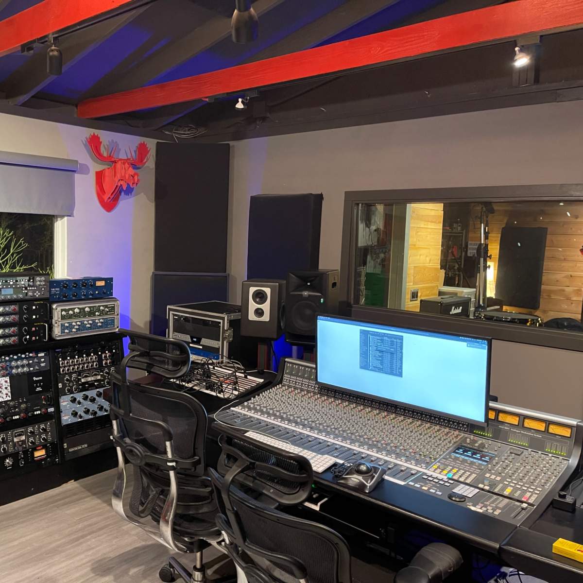 Recording studio with live room overlooking the San Fernando valley in Woodland Hills Image in Woodland Hills, Woodland Hills, CA