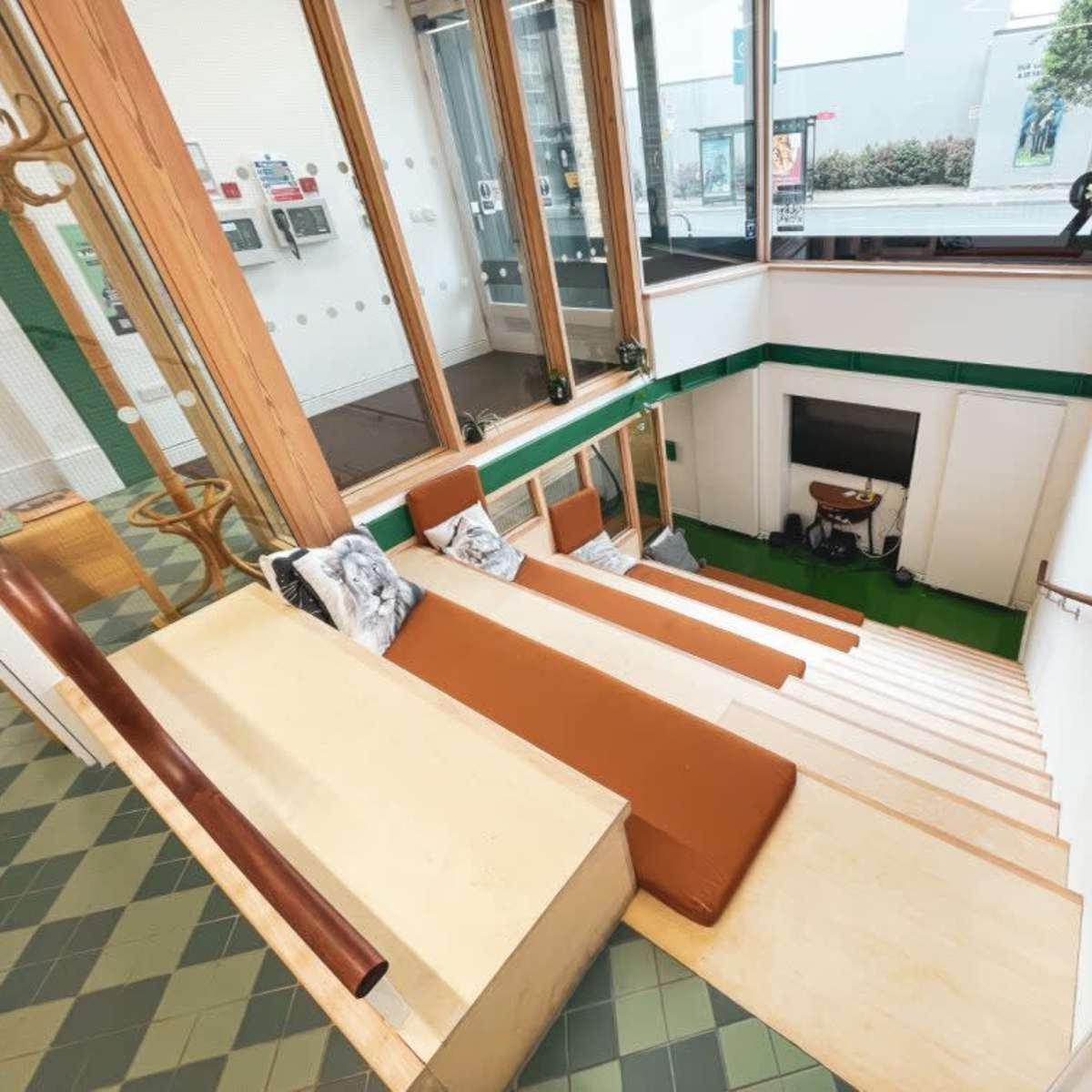 Bright & sustainable Atrium space in Paddington, Maida Hill in london Image in Maida Hill, london, ENG