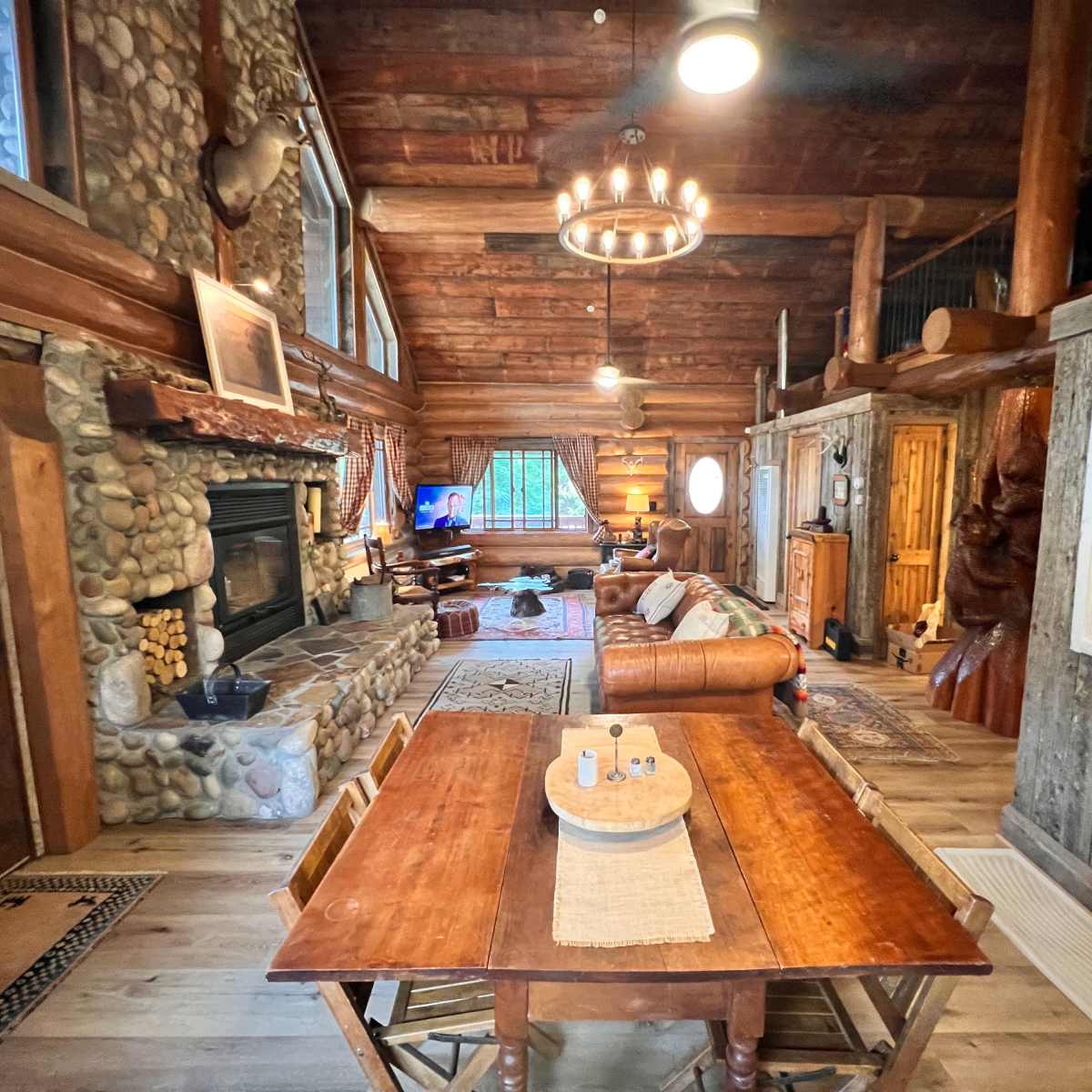 Rustic Log Cabin with Breathtaking Views, Cedar Glen, CA | Production ...