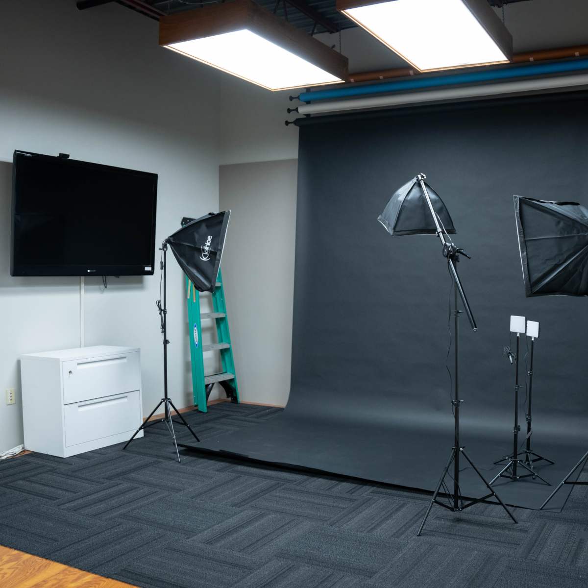 Creative Photography & Video Studio in St.Paul Image in Thomas - Dale, St.Paul, MN