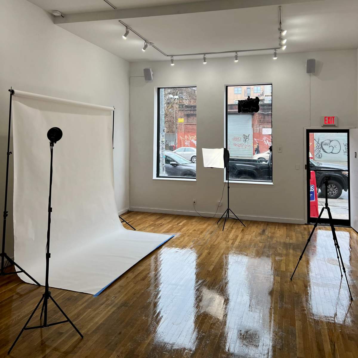 The lighting studio homebase 2025