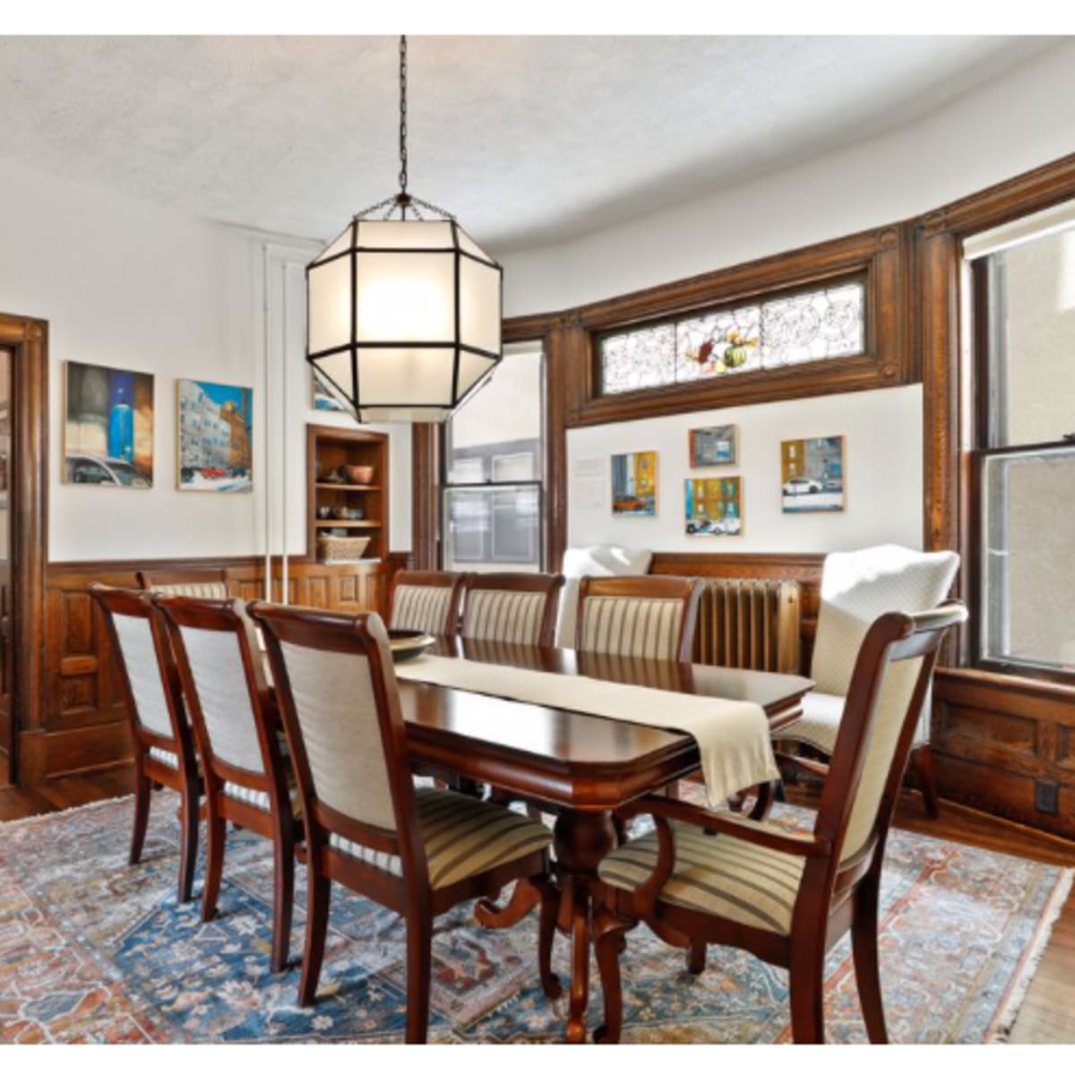 Art Gallery 3,300 sq. ft. Unique St Paul House in St Paul Image in Summit - University, St Paul, MN