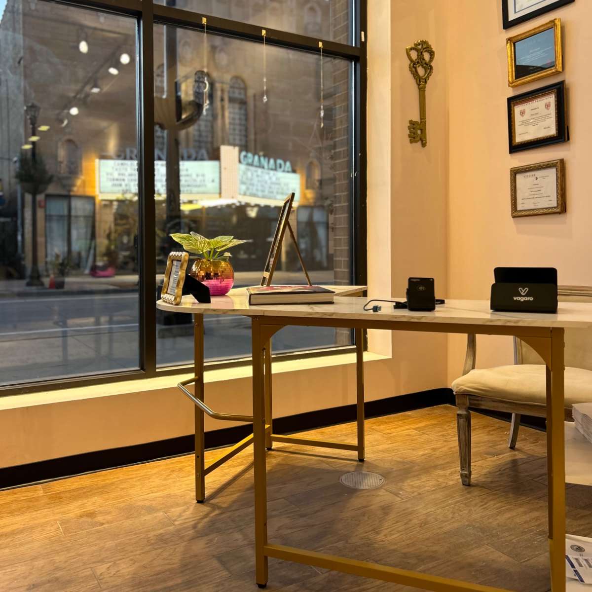 Hennepin Ave Storefront Salon space for rent in Minneapolis Image in Calhoun Isles, Minneapolis, MN