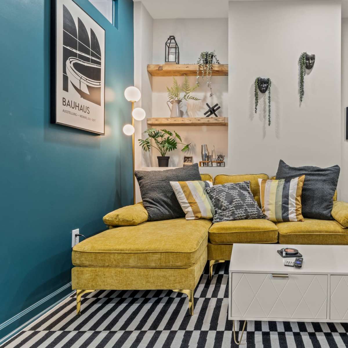 Family Oasis with 3BR, Games, BBQ & Fast WiFi in Philadelphia Image in Center City, Philadelphia, PA
