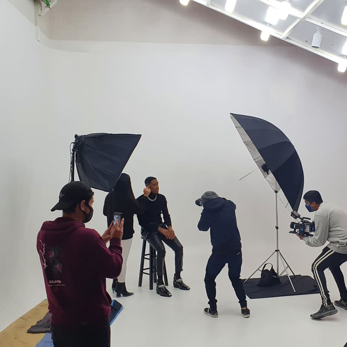 Video Photo Audio Production Studio, White Cyc, Green Screen, Multi-Cam ...
