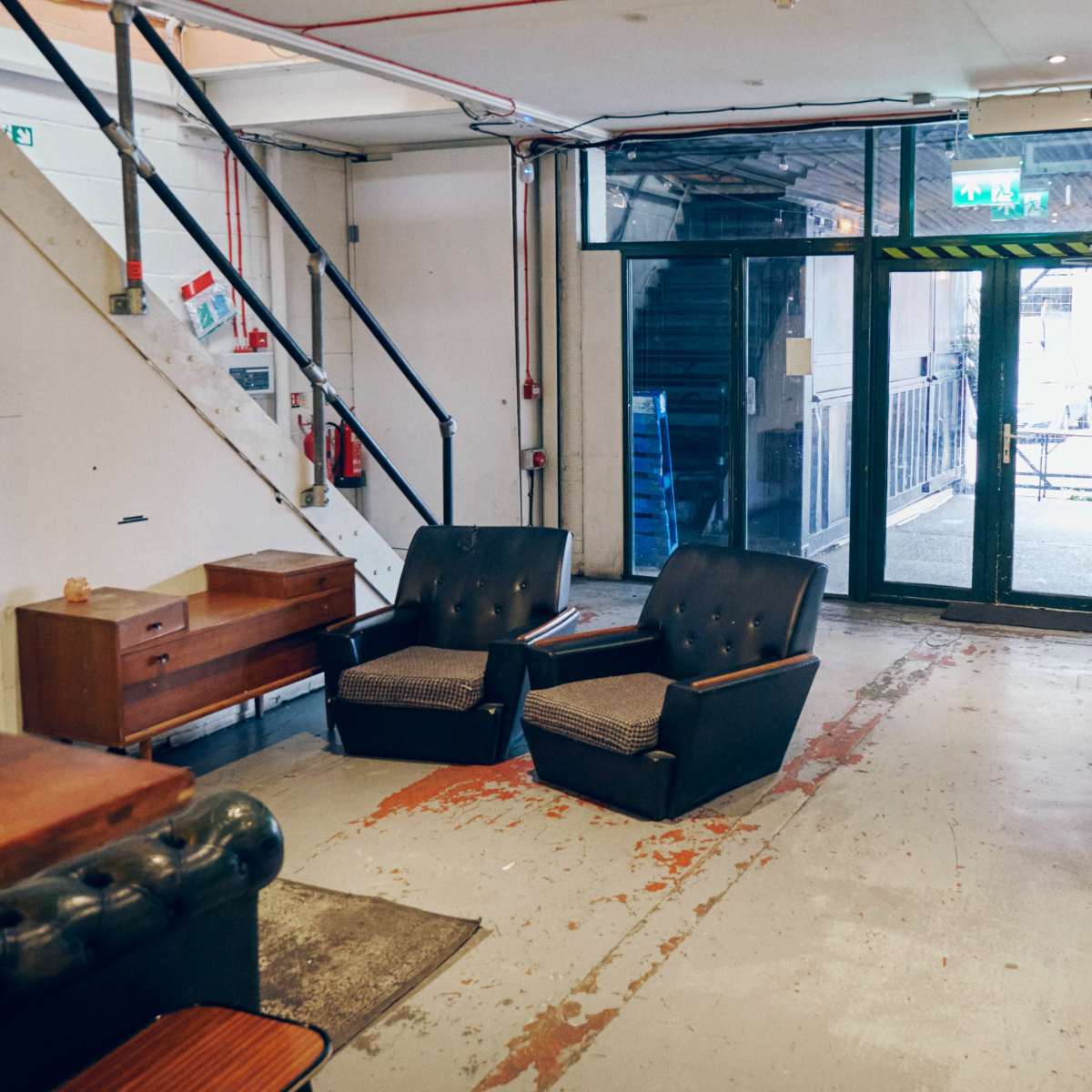 Contemporary bar with retro furnishings in London Image in Stratford, London, ENG