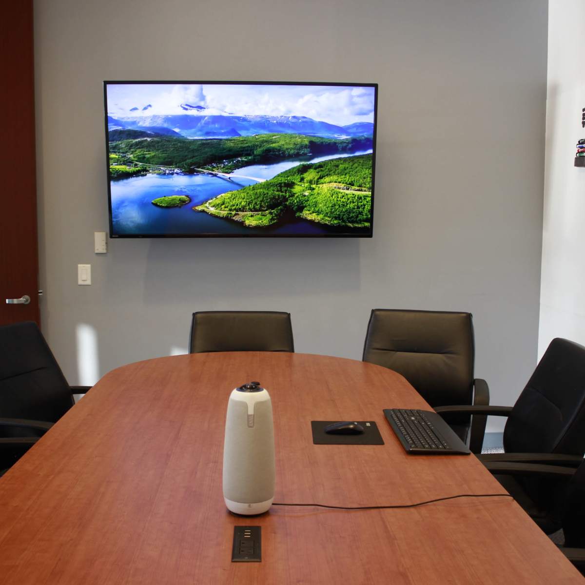 Entire lakefront 1600ft corporate office with 130” video wall and ...