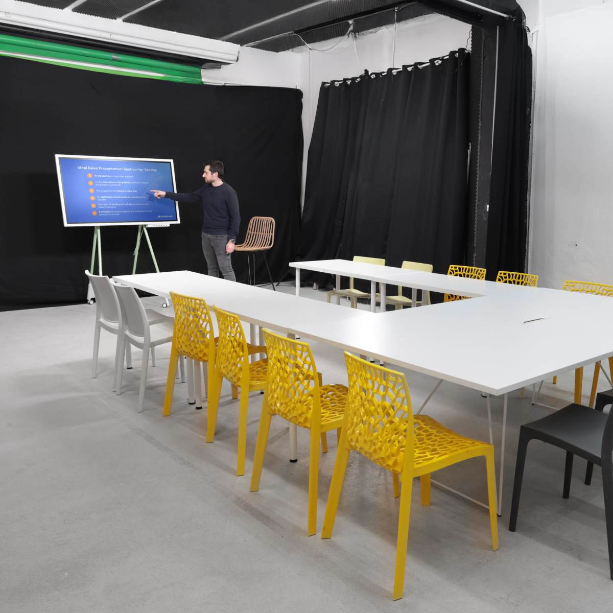 Espace Polyvalent et Spacieux à Paris Centre – Flexibilité Totale in Paris Image in Arts-et-Métiers, Paris, 
