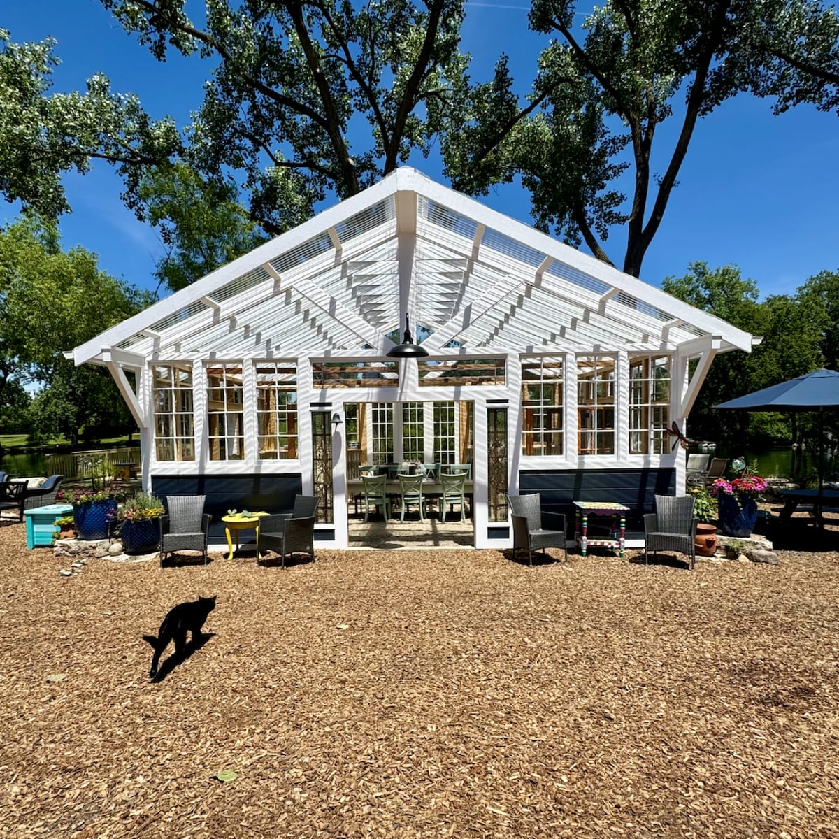 Honey Bee Gardens Farm in Downers Grove Image in Downers Grove Township, Downers Grove, IL