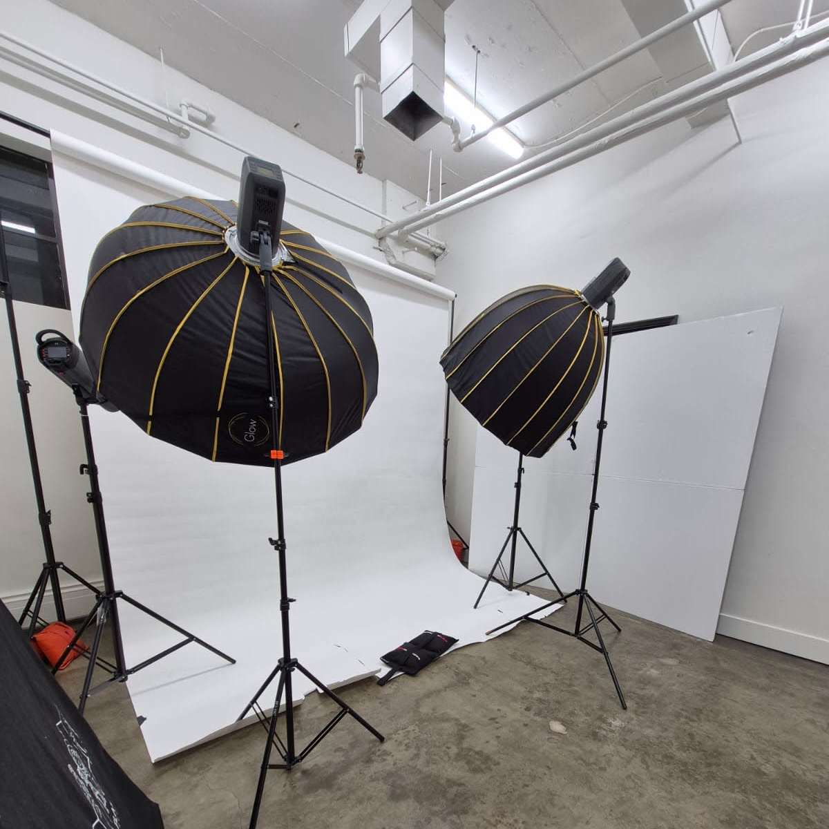 Fully equipped Flexible Photography/Youtube/Podcasting Space in SE Portland in PORTLAND Image in Southeast Portland, PORTLAND, OR