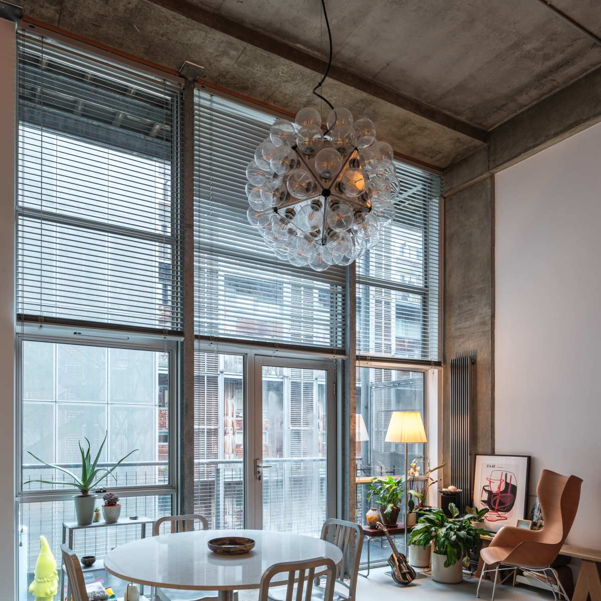 Modern and minimalist East London duplex with natural light in London Image in Haggerston, London, ENG