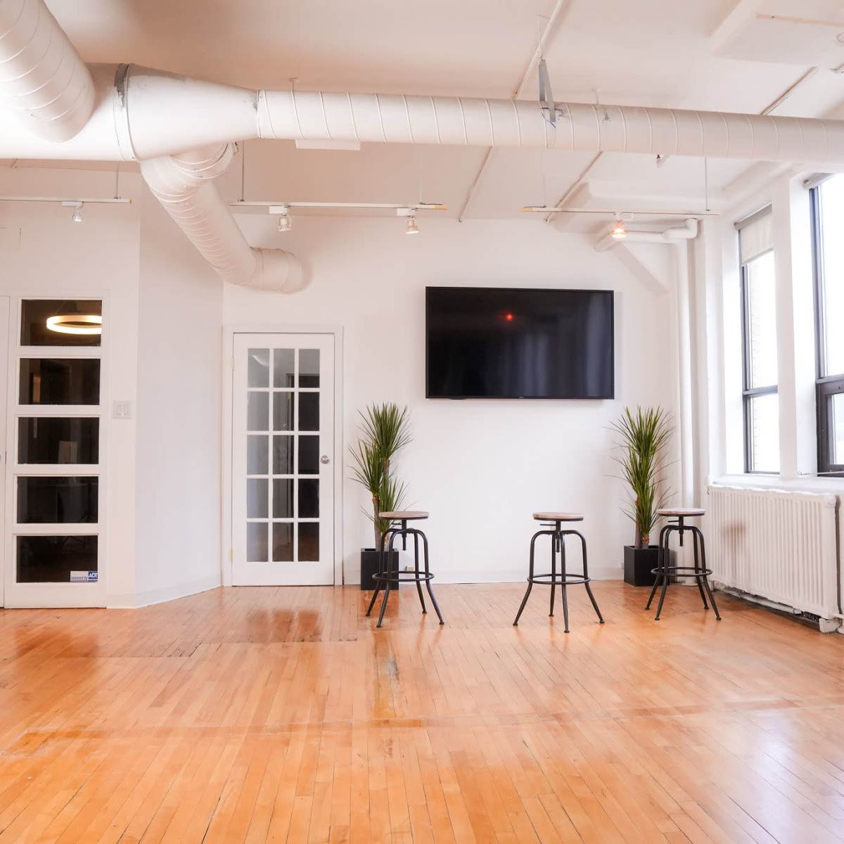 Bright, Loft Style Creator Studio for your next Production in Old Toronto Image in Downtown Toronto, Old Toronto, ON