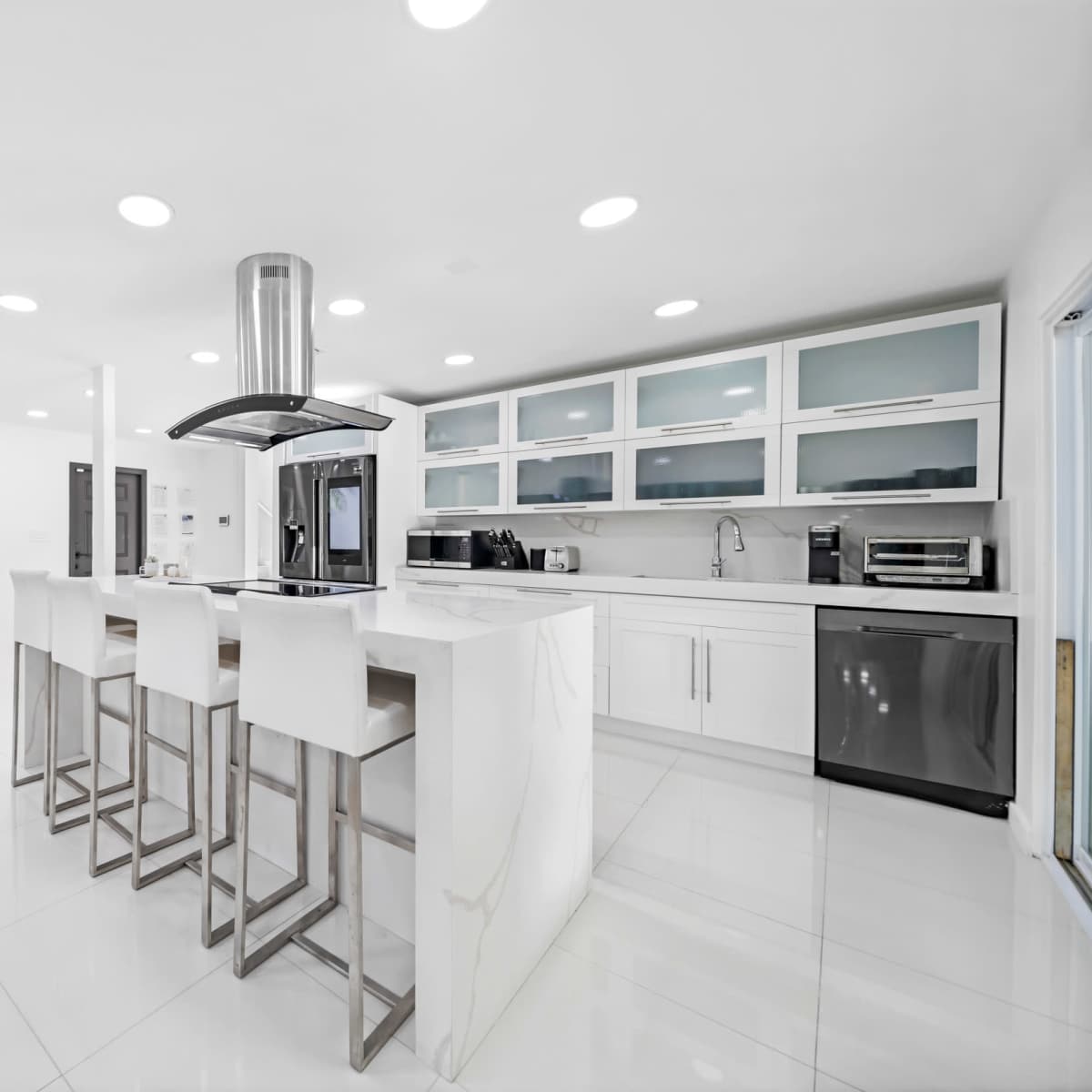 Modern Million Dollar Home w/ Pool & Hot Tub, North Bay Village, FL