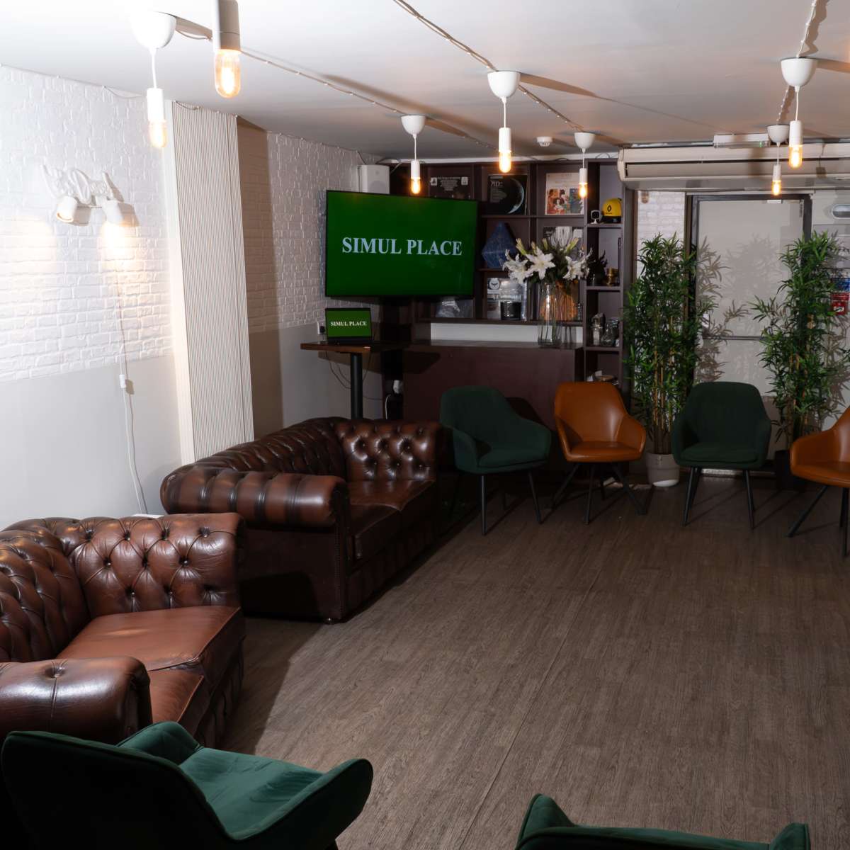 The Lounge in Earlsfield Image in Earlsfield, Earlsfield, ENG