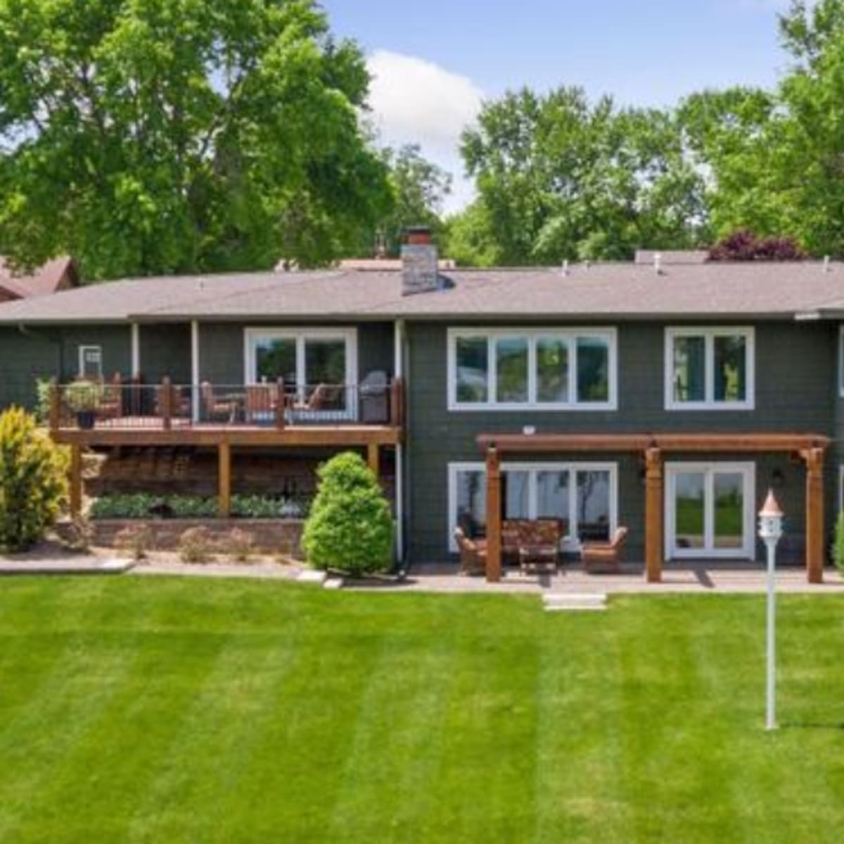 Serene Lake House on Gorgeous Greener Than Green 2-Acre Lot in Dassel Image in Dassel, Dassel, MN