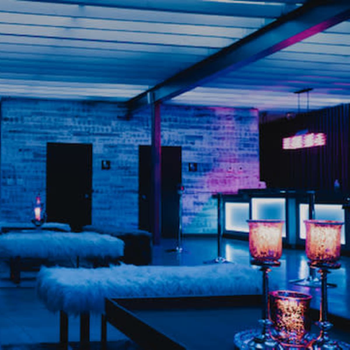 PRIVATE CLUB WITH OUTSIDE GARDEN IN HEART OF MIAMI in MIAMI Image in Little River, MIAMI, FL