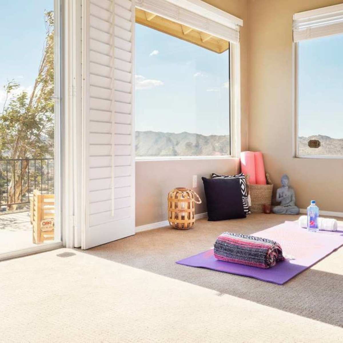 Sunset House Joshua Tree | Infinity Pool, Spa, Views & Hiking Trail in Yucca Valley Image in Yucca Valley, Yucca Valley, CA